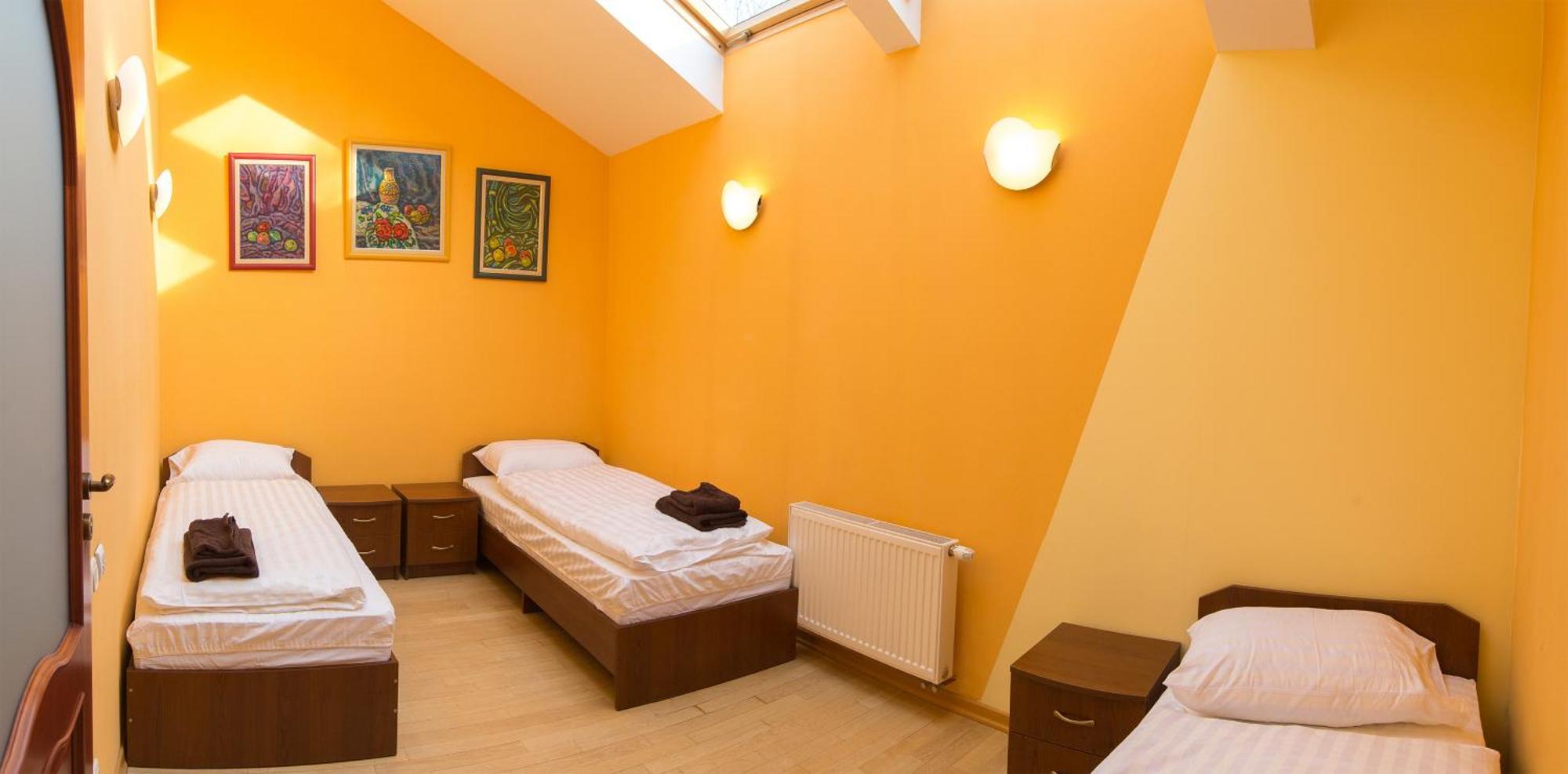 10 Rooms Lviv Eksteriør billede
